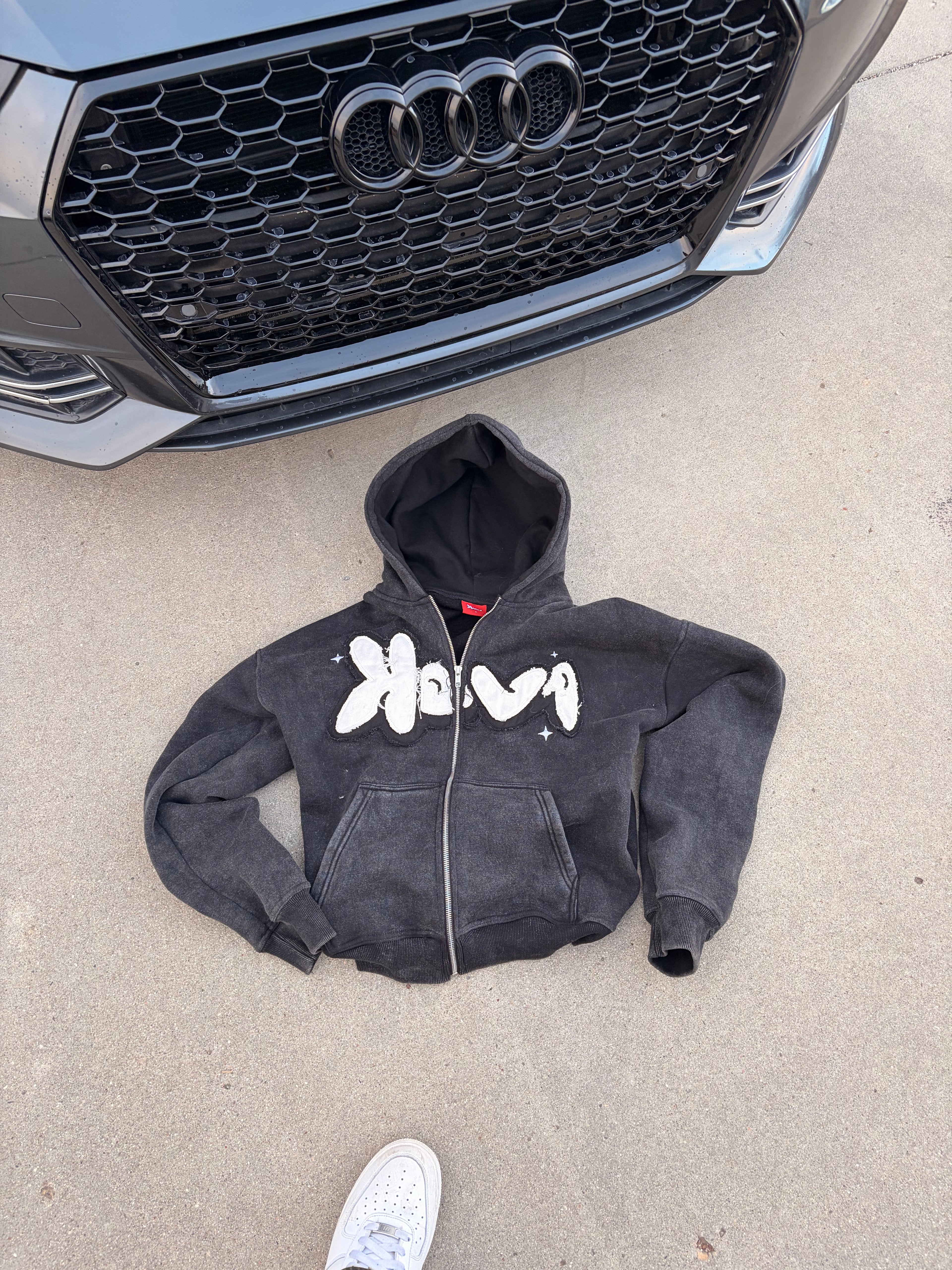 Heavyweight Zip-Up Hoodie – 450gsm