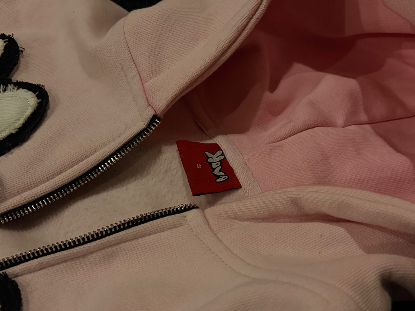 Sakura pink monolith